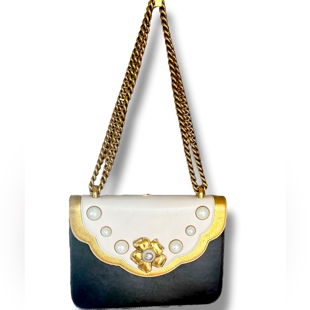 GUCCI Pearly Peony Leather Chain Shoulder Bag Black Ivory Gold 432282